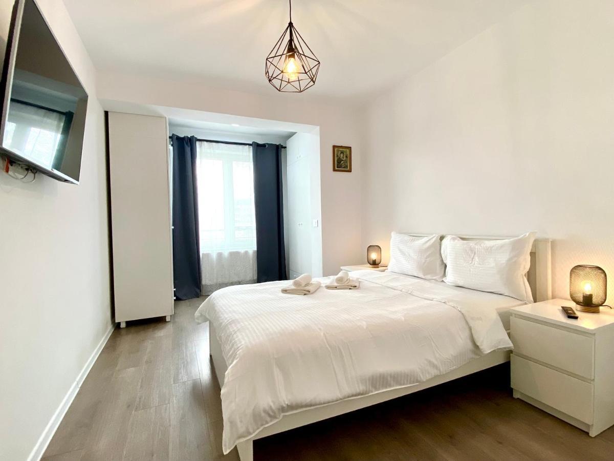 Astoria Apartment - Pet Friendly Брашов Экстерьер фото