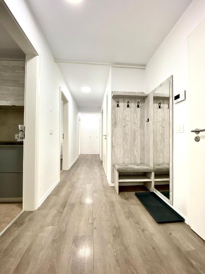 Astoria Apartment - Pet Friendly Брашов Экстерьер фото