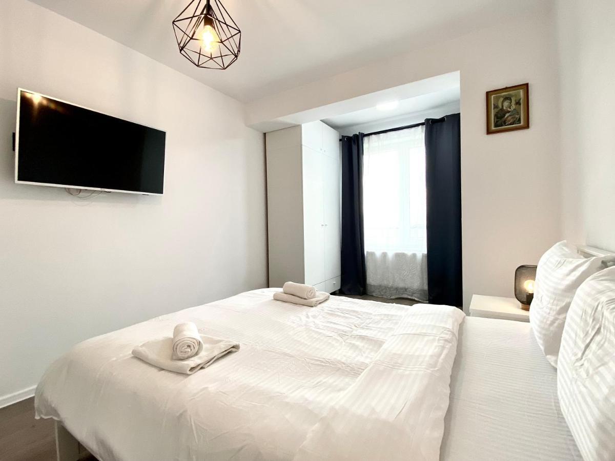 Astoria Apartment - Pet Friendly Брашов Экстерьер фото
