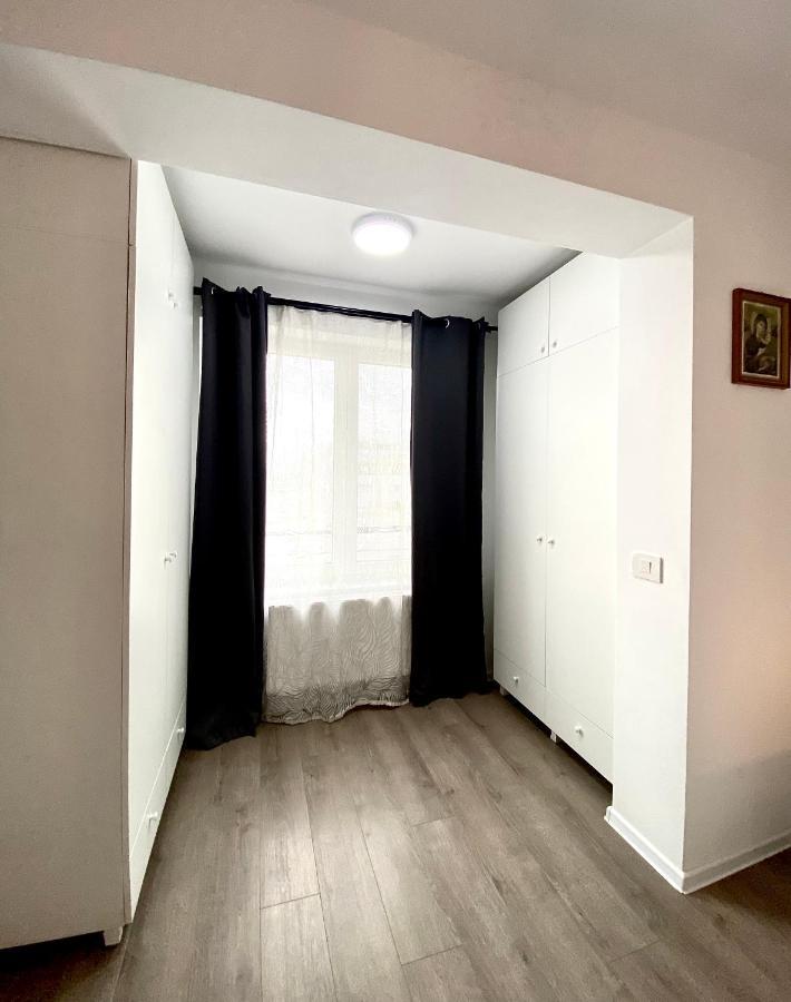 Astoria Apartment - Pet Friendly Брашов Экстерьер фото