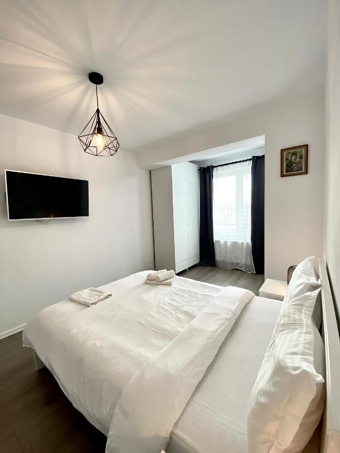 Astoria Apartment - Pet Friendly Брашов Экстерьер фото